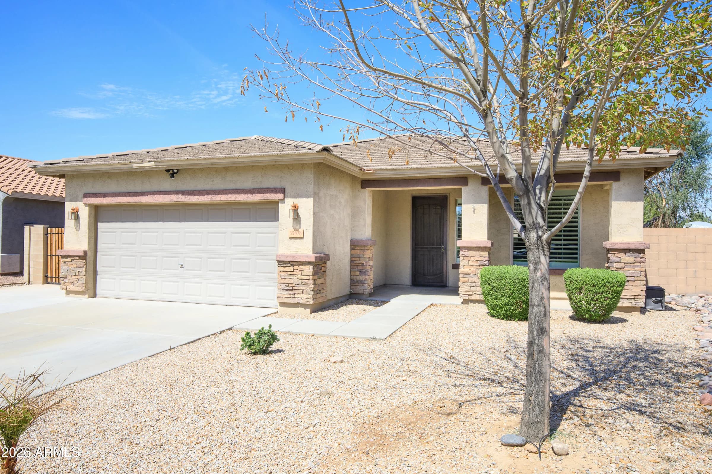 35678 N Tarentaise Drive, San Tan Valley, AZ — photo 2 of 37